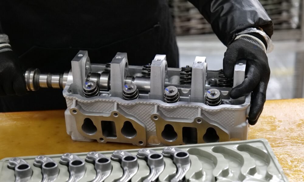 SOCS Engine Guide: How a Single Overhead Camshaft Works